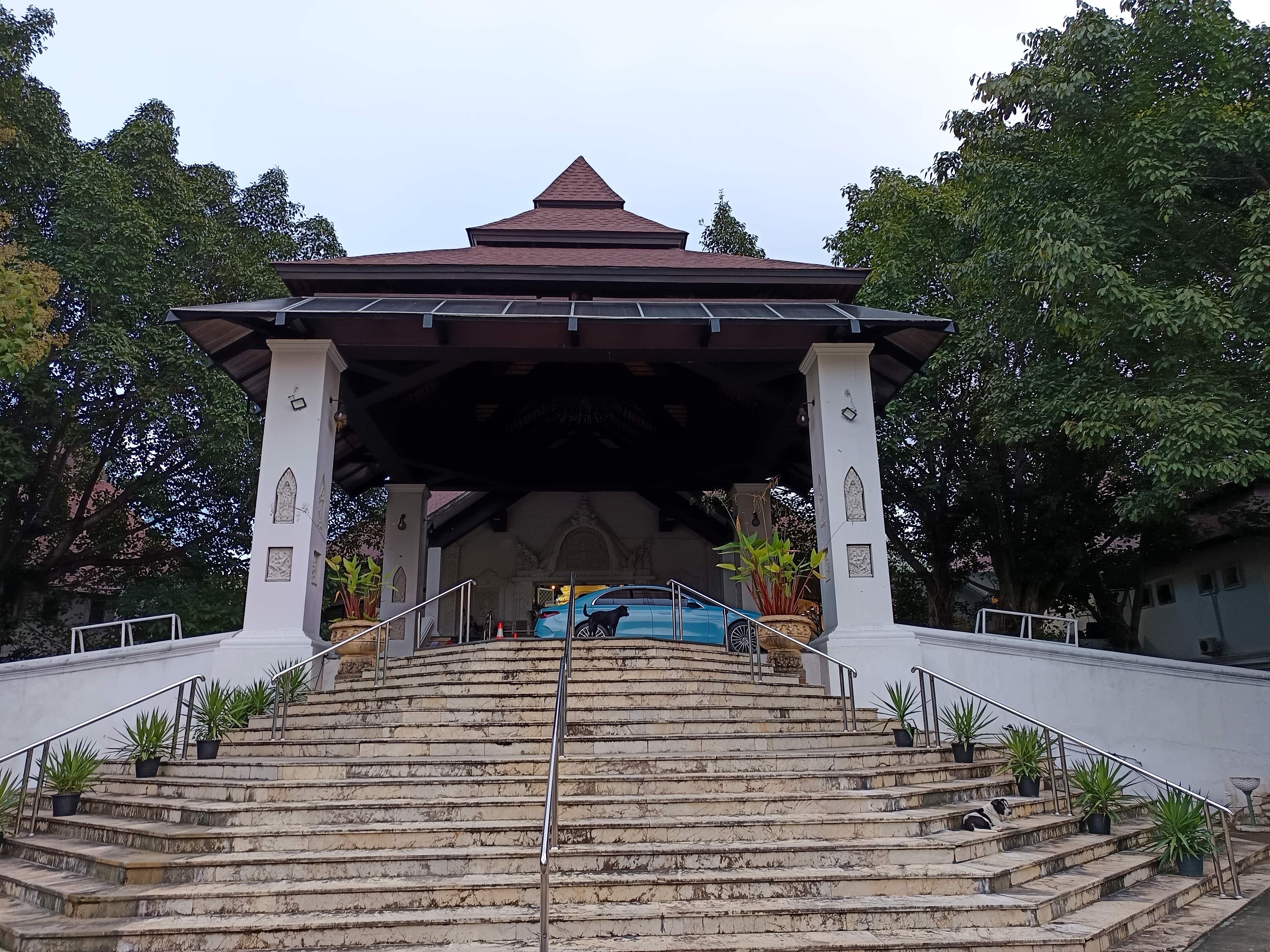 Gassan Legacy Clubhouse Entrance